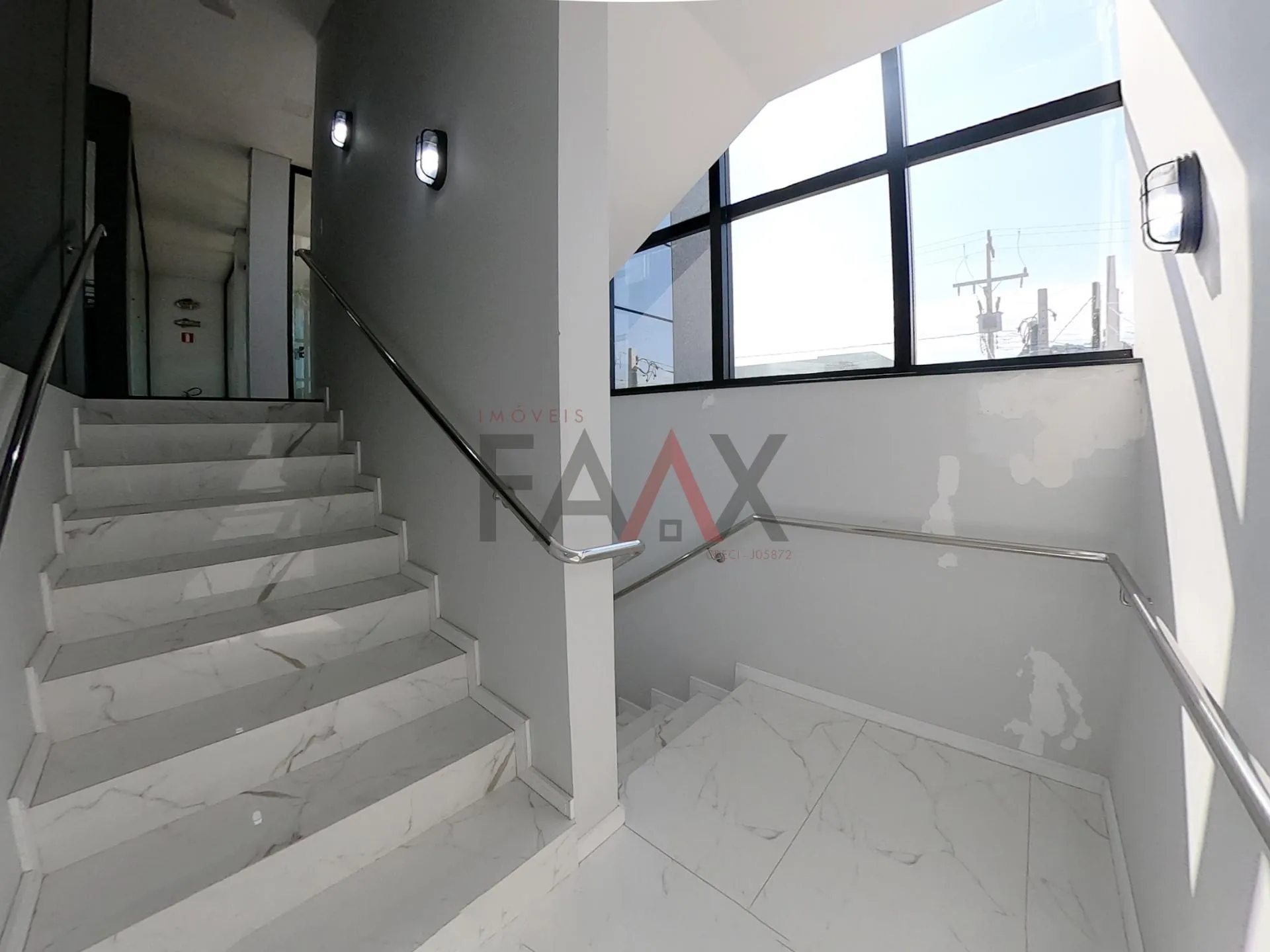 Imagem Prédio comercial de alto padrão para Venda no Bairro Santa Cruz