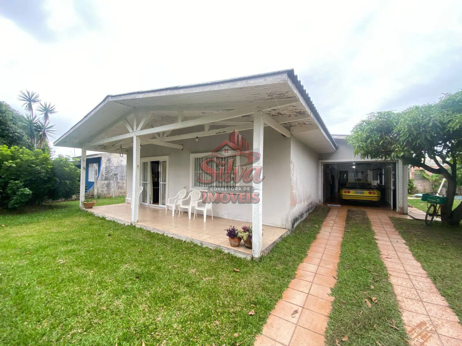 Imagem Casa 5 dormitórios com piscina a 450m do mar