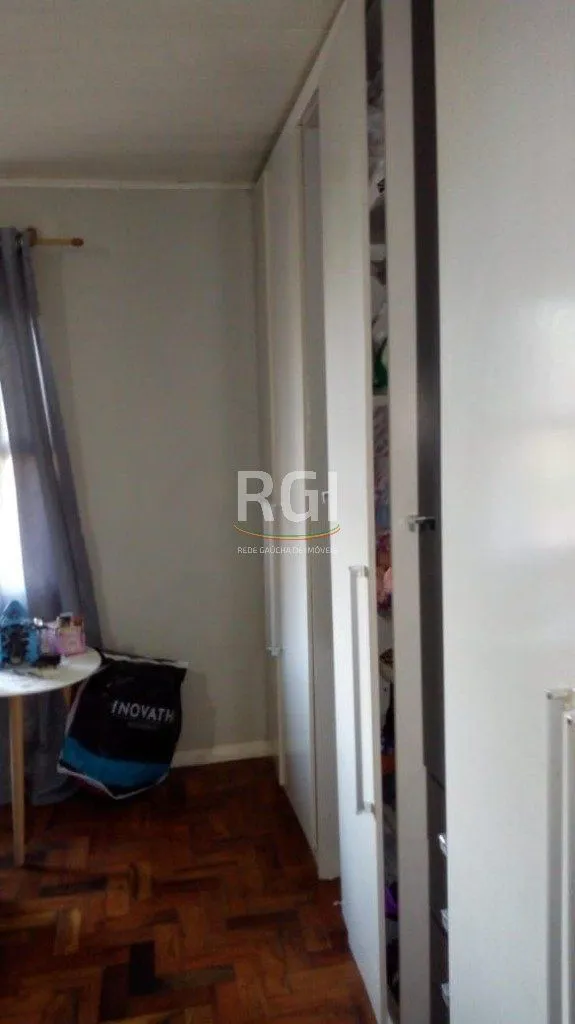 Imagem Casa para Venda - 65m², 3 dormitórios, 3 vagas - São José