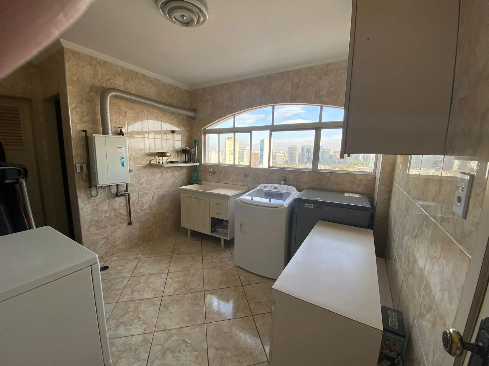 Imagem Apartamento a Venda com 4 Dormitórios no Edifico Mansão Gisele