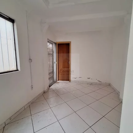 Imagem Prédio Comercial de Alto Padrão para Locação em Cuiabá-MT, Bairro Bosque da Saúde: 16 Salas, 17 Banheiros, 750m² de Área.