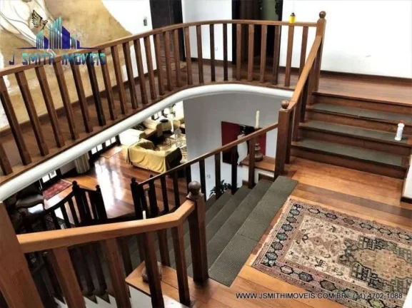 Imagem CASA Clássica e maravilhosa! 3 suítes, linda vista e casa hóspedes!