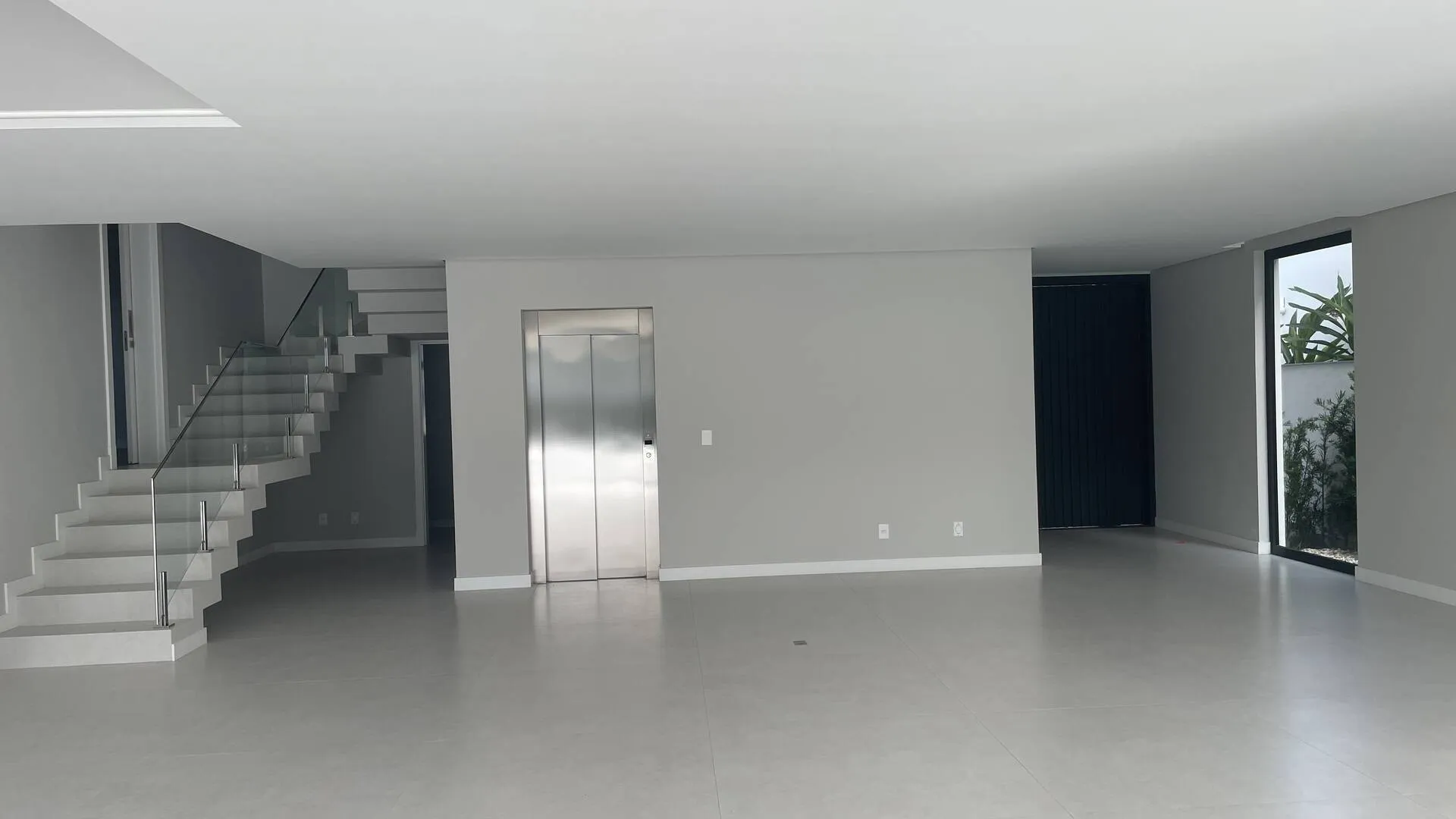 Imagem Casa com 6 dormitórios à venda, 1000 m² - Jurerê Internacional - Florianópolis/SC