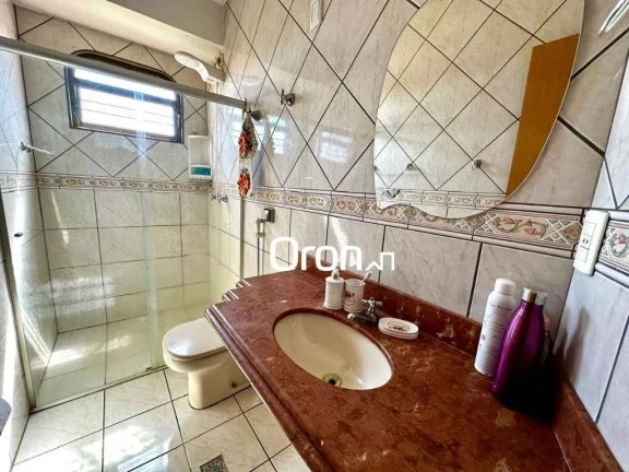 Imagem Sobrado à venda, 328 m² por R$ 1.190.000,00 - Jardim América - Goiânia/GO