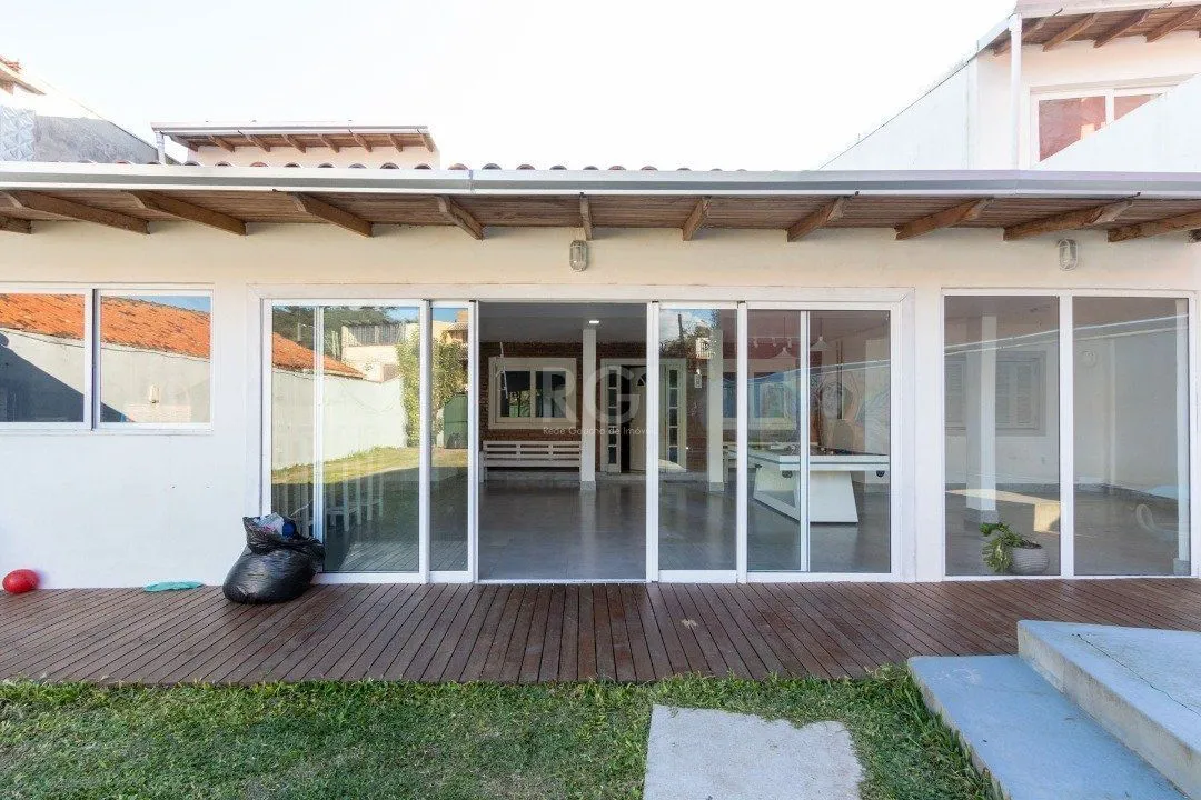 Imagem Casa para Venda - 120m², 4 dormitórios, sendo 1 suites, 3 vagas - Serraria