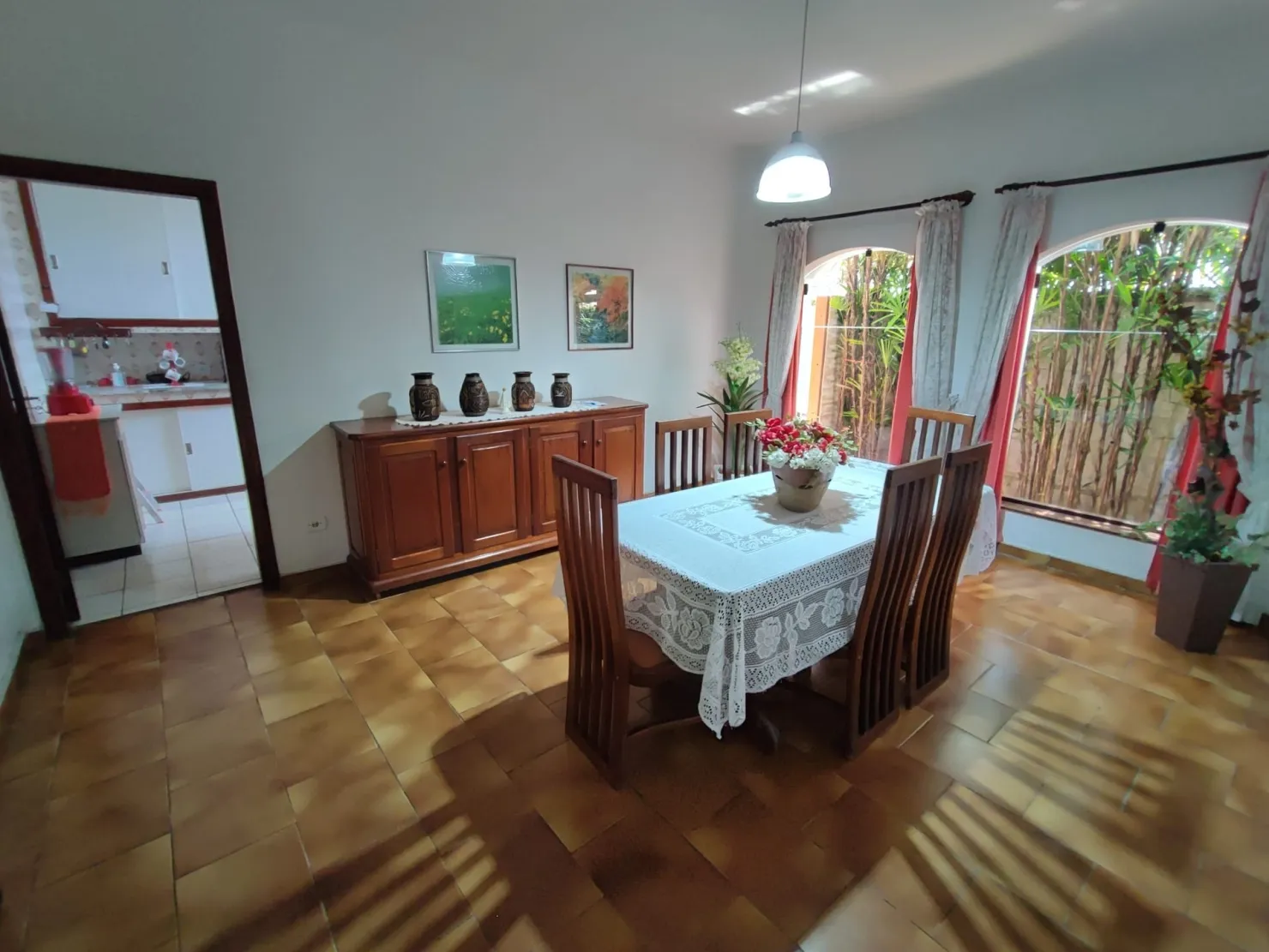 Imagem Comercial à venda 4 Quartos, 1 Suite, 4 Vagas, 600M², São Benedito, Pindamonhangaba - SP