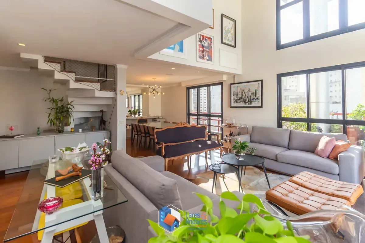 Foto do imóvel Duplex para venda em Itaim Bibi com 3 quartos, sendo 3 suítes, 170m² em Rua Itacema
