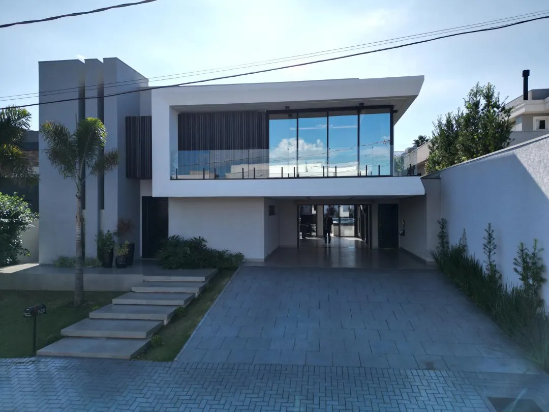 Imagem Sobrado de Luxo com Área de Lazer Completa Condomínio Treviso, Bairro Fag, Cascavel - Venda