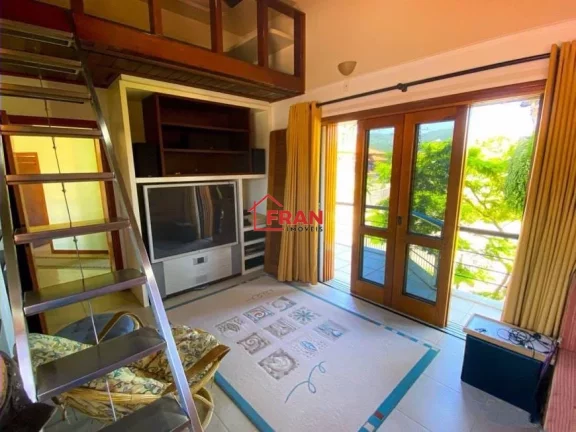 Imagem Linda casa de dois pavimentos de Alto Padrão