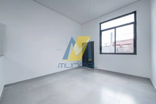 Imagem Casa Térrea com 3 Dormitórios, Suíte, Pé-Direito Duplo e Quintal Amplo
