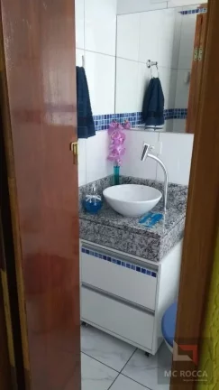 Imagem Apartamento sem condomínio, 2 dormitórios - Jd. Sto. André - Santo André