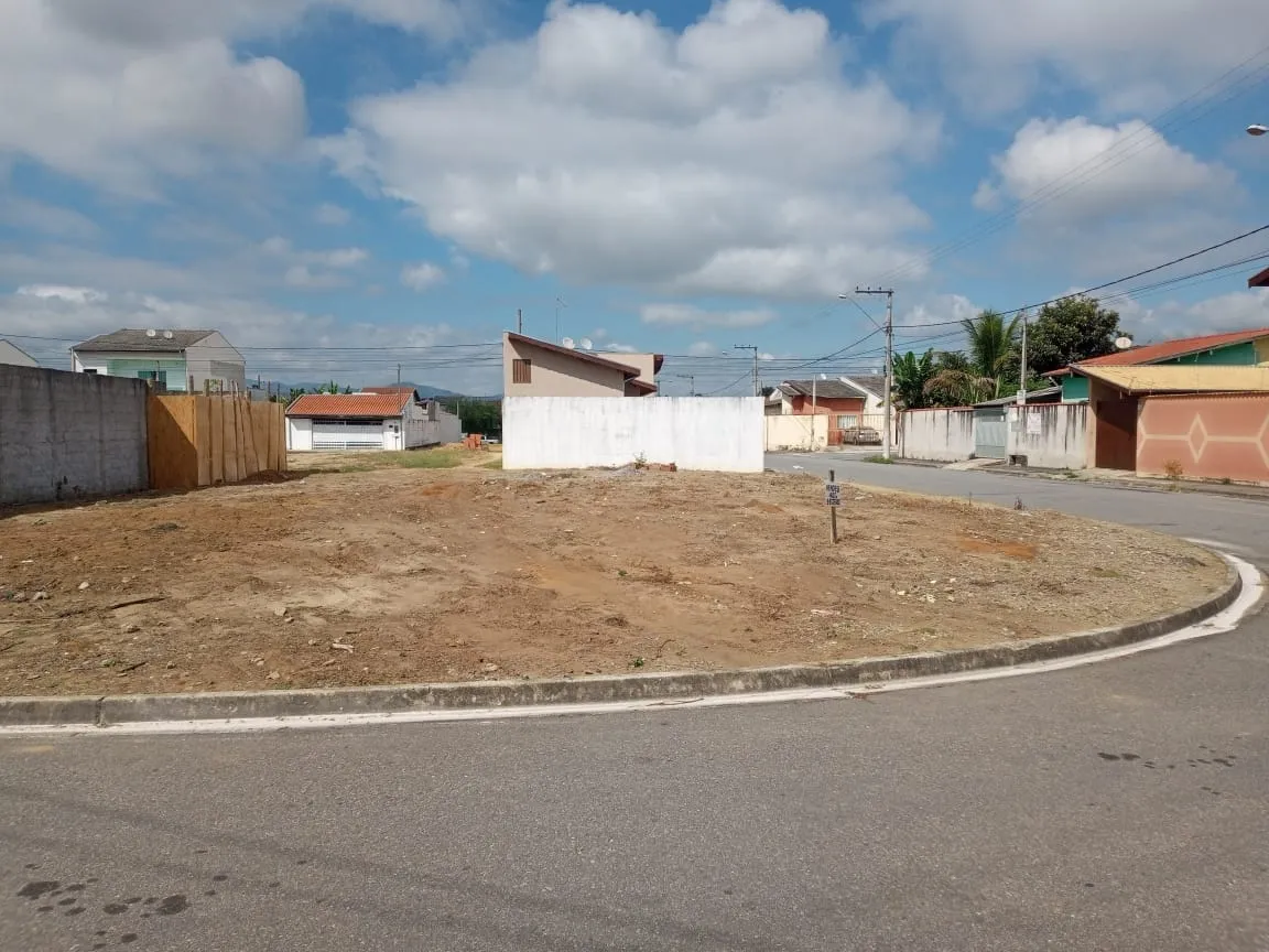 Imagem Terreno à venda 200M², Parque das Palmeiras, Pindamonhangaba - SP