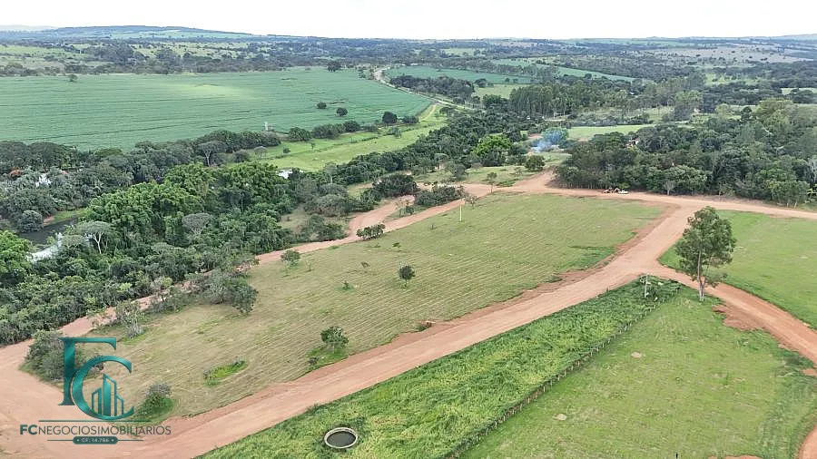 Imagem Sua Chácara em Meio à Natureza, a Apenas 30 Min de Goiânia.