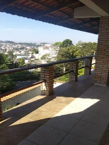 Imagem VENDA DE SOBRADO NO PARQUE NOSSA SRA. DO CARMO, 258m² com 2 suítes, churrasqueira, sala com lareira, quintal amplo e 06 vagas. CONSULTE-NOS.