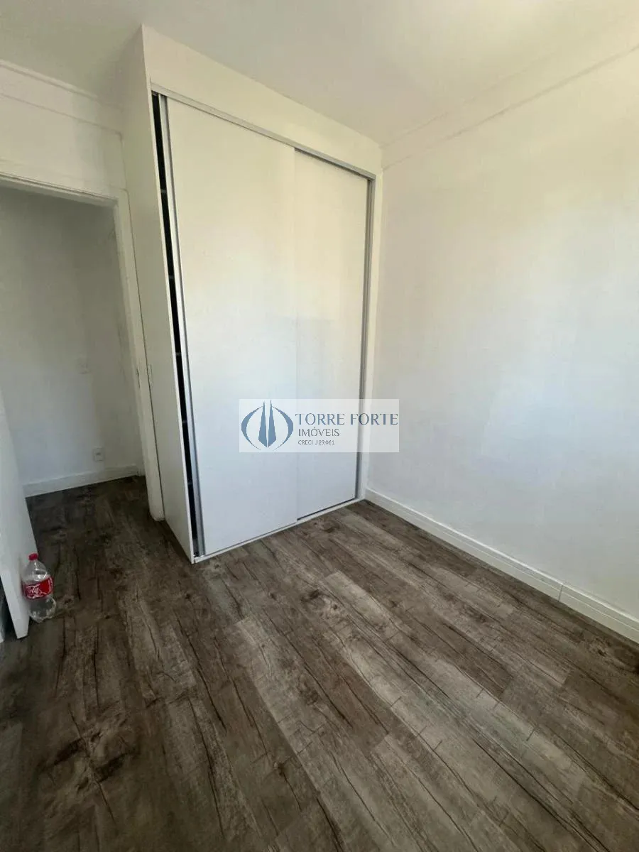 Imagem Lindo Apartamento com 3 dormitórios na Vila Ema