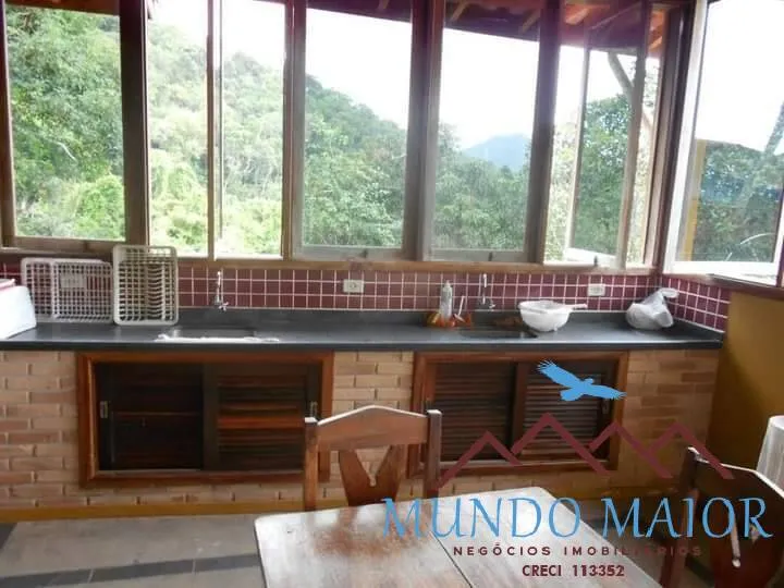 Imagem Sobrado 5 dormitorios e 1 vagas -Aceita permuta -Pedreira -Ubatuba Sp!!!!!