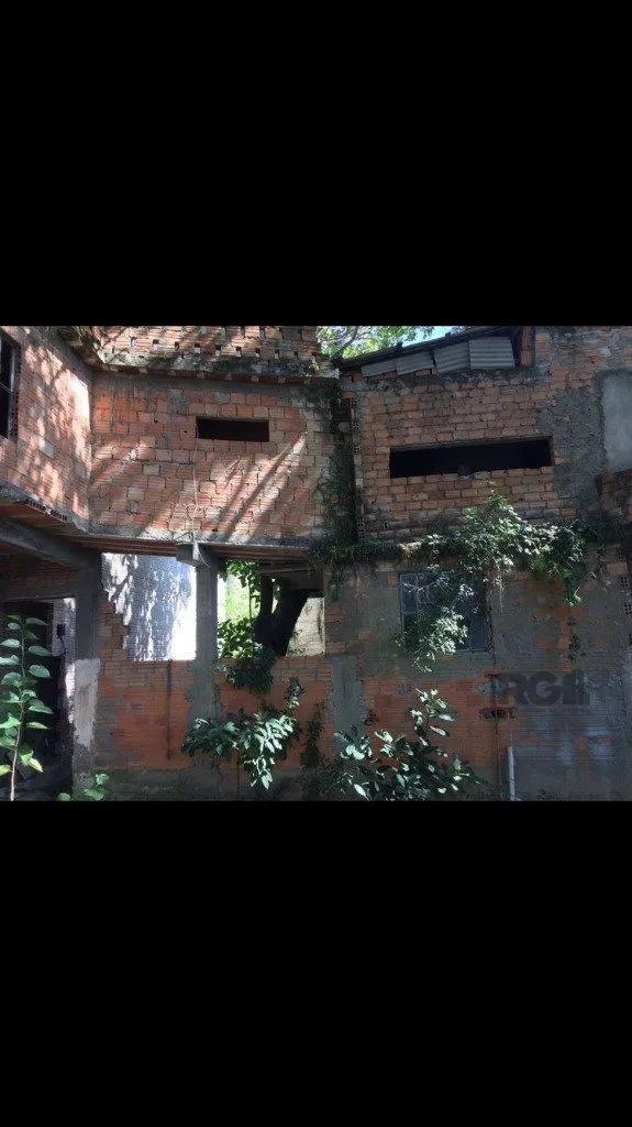 Imagem Terreno em Lomba do Pinheiro
