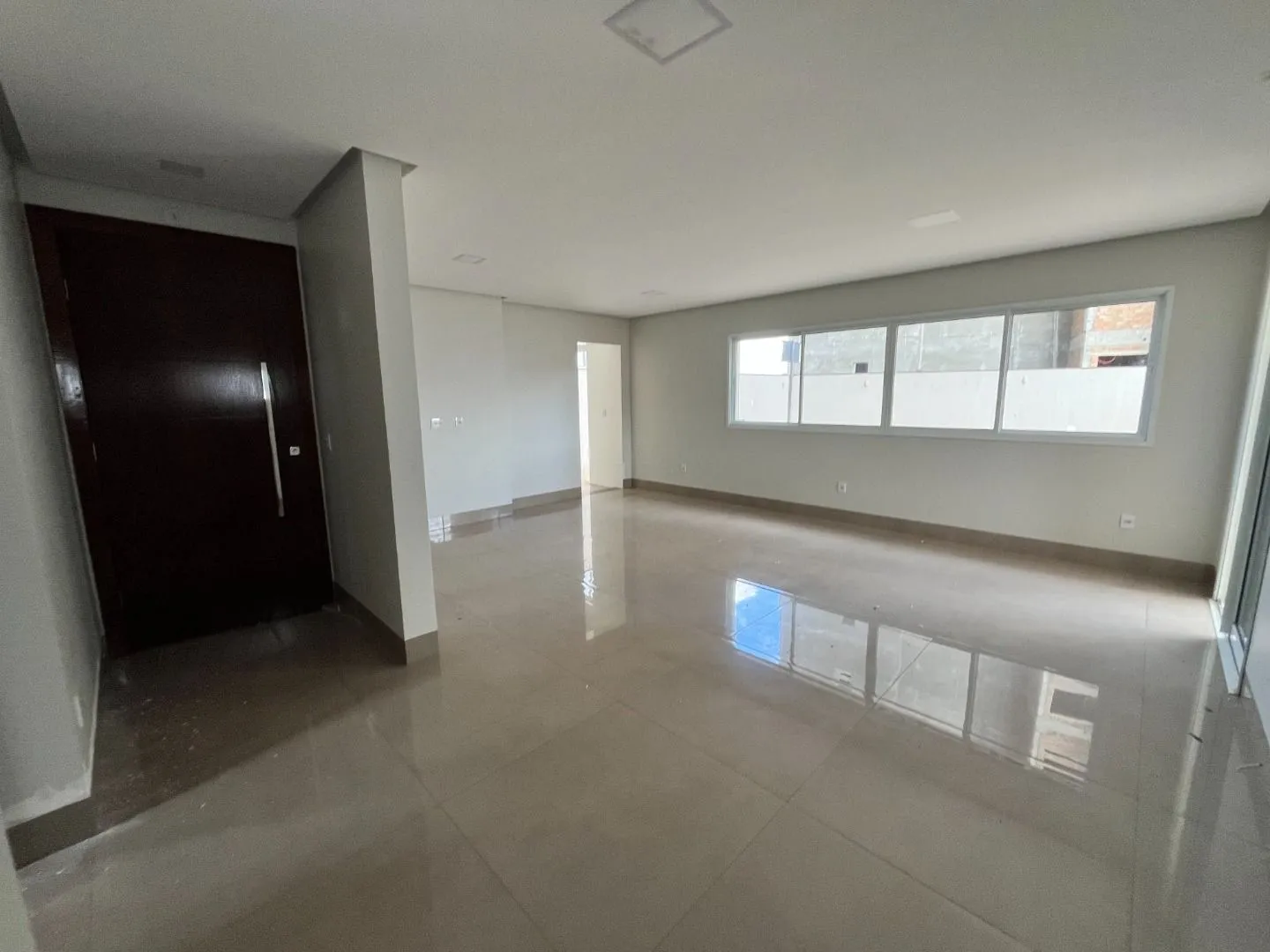 Imagem Apartamento com 3 dormitórios à venda, 114 m² por R$ 1.100.000,00 - Centro - Patos de Minas/MG