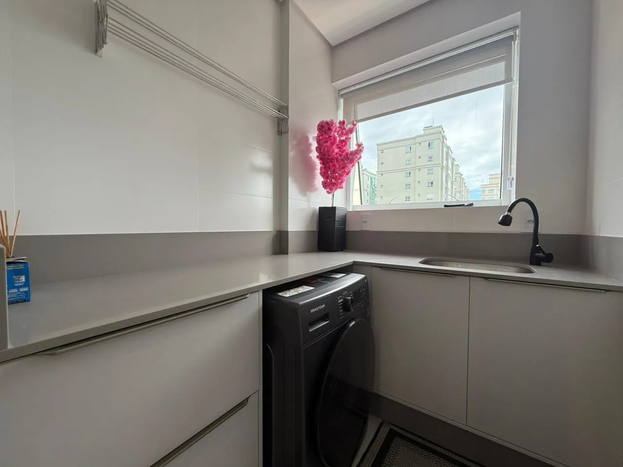 Imagem Apartamento com vista para o mar à venda com 180m2 por R$ 5.300.000,00