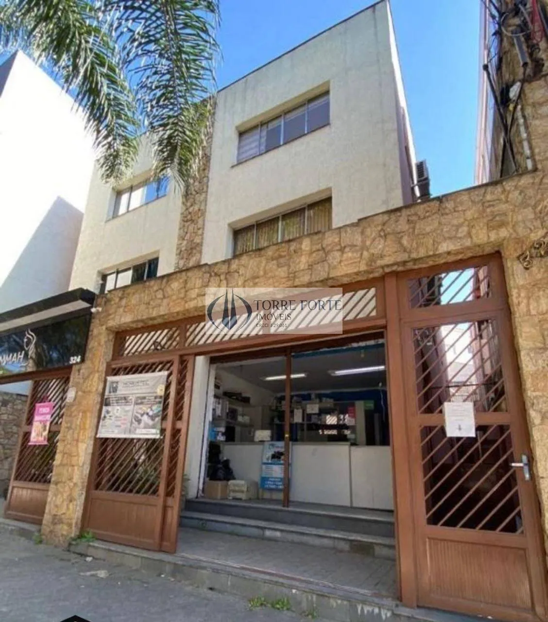Imagem Excelente localização, prédio comercial próximo ao Shopping Metrô Tatuapé