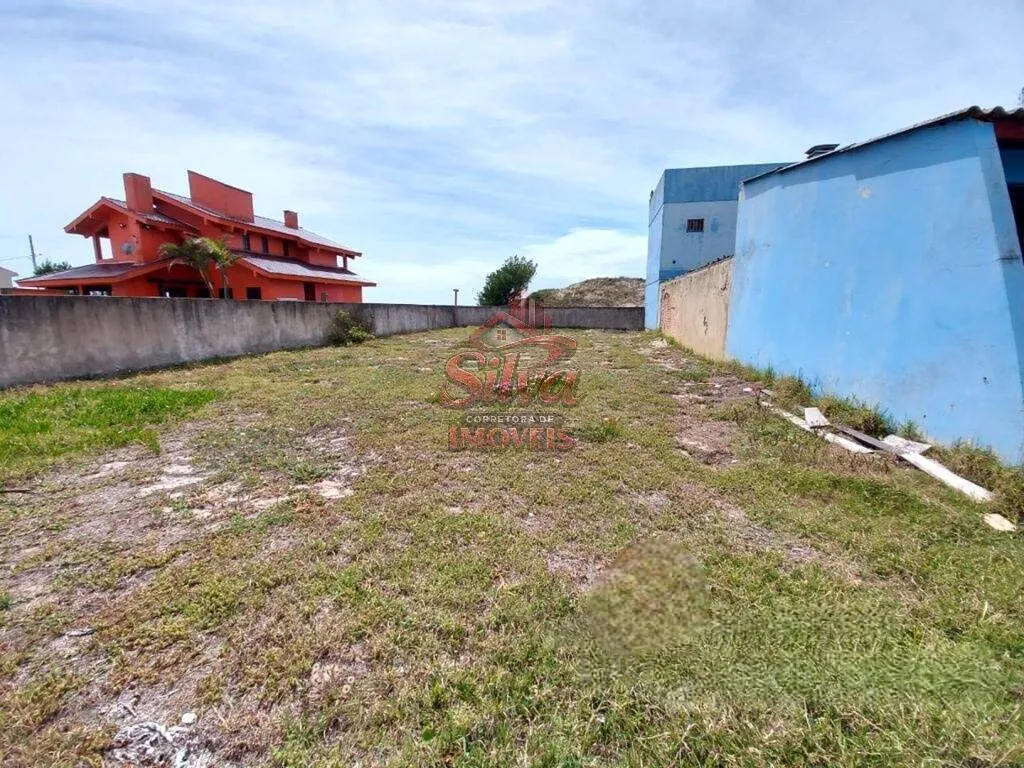 Imagem T1052 |Terreno 300 m² a 50 metros do mar em Mariluz Norte