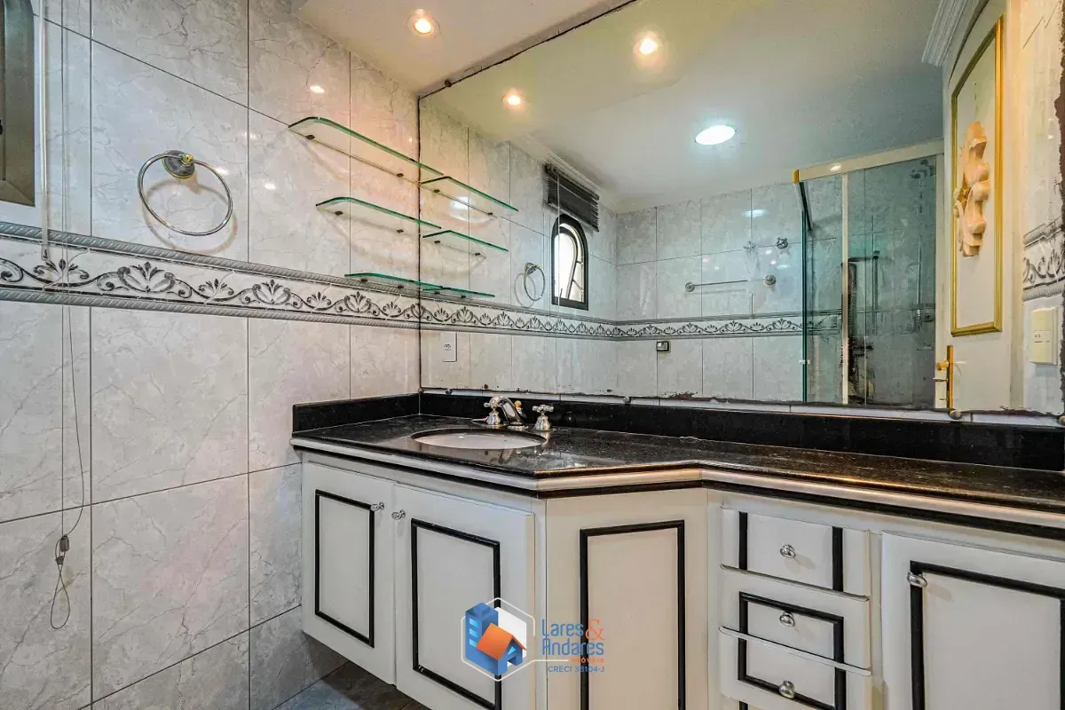 Imagem Apartamento para venda em Moema com 3 quartos, sendo 1 suíte, 142m²