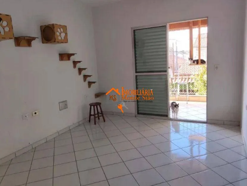 Imagem Sobrado com 3 dormitórios à venda, 170 m² por R$ 530.000,00 - Jardim Santa Clara - Guarulhos/SP