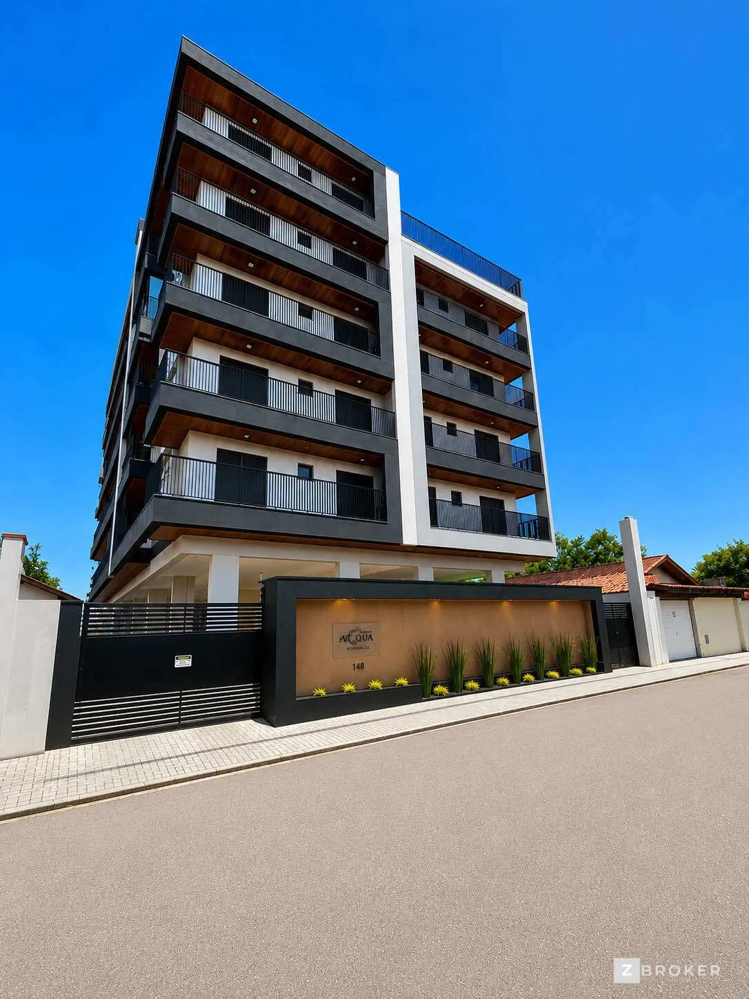 Imagem Apartamento à venda em Ubatuba, Centro, com 2 quartos, 86m2