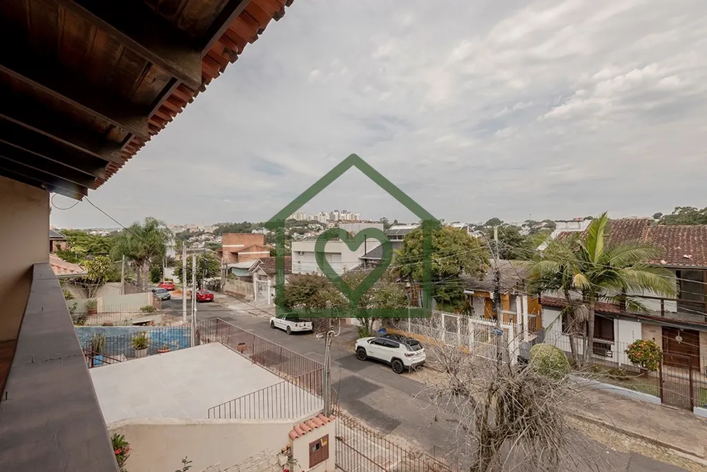 Imagem Descubra a sua nova casa no pacato bairro Jardim Itu Sabará, em Porto Alegre, uma oportunidade incr...