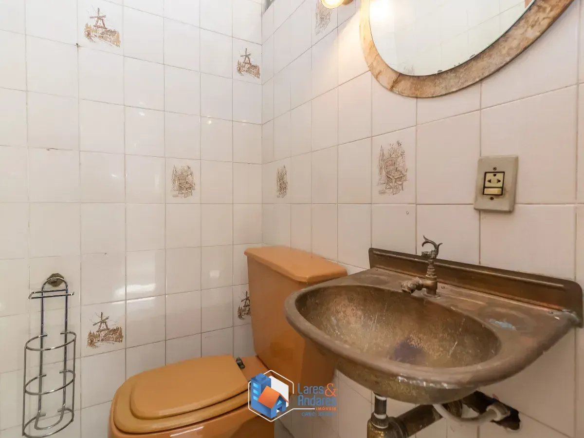 Imagem Sobrado para venda em Vila Madalena com 3 quartos, sendo 1 suíte, 293m²