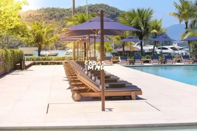 Imagem Apartamento de luxo à beira mar no Frade, Angra dos Reis-RJ: 2 suítes, 3 salas e 2 vagas de garagem
