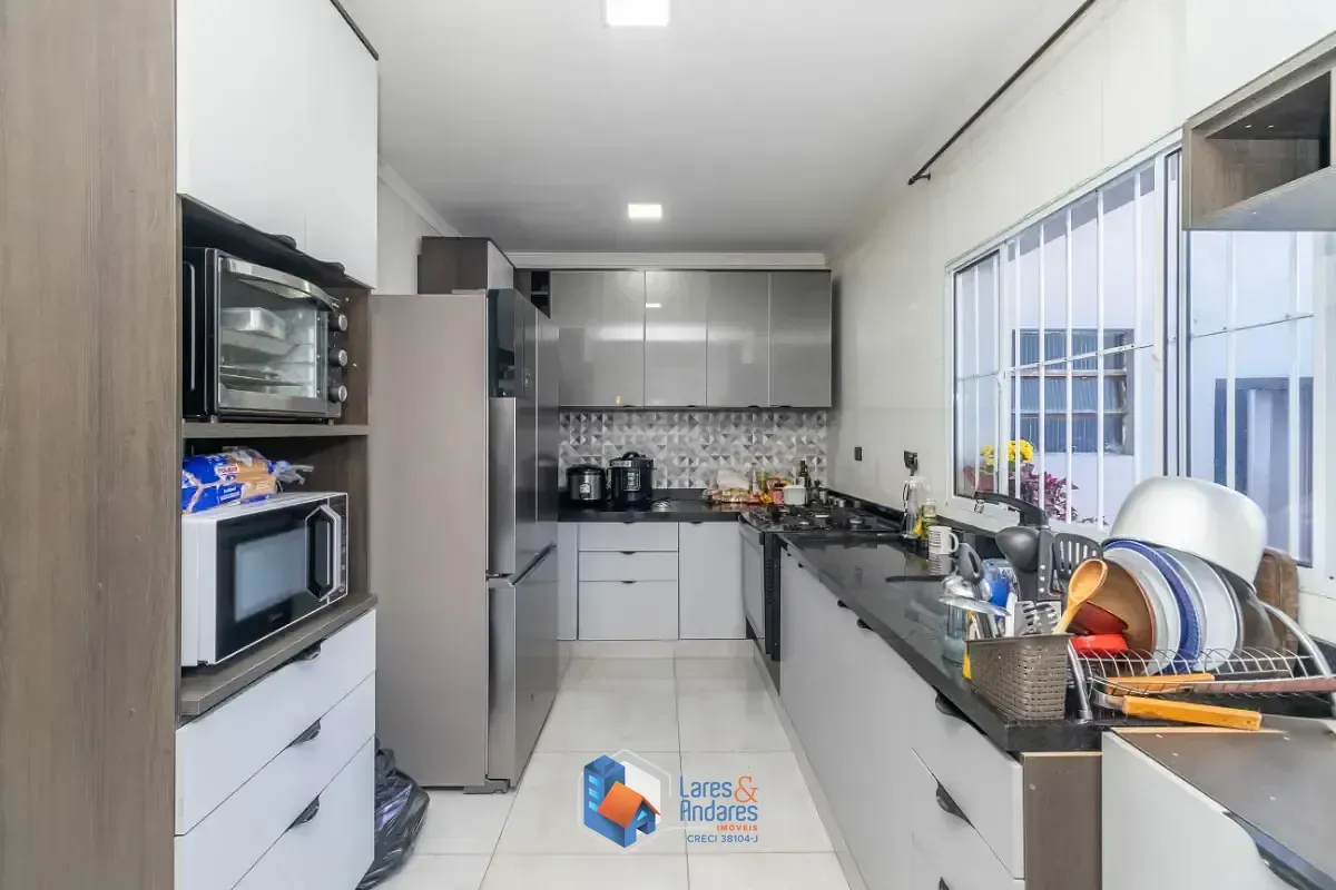 Imagem Sobrado para venda em Piqueri com 3 quartos, sendo 1 suíte, 307m²