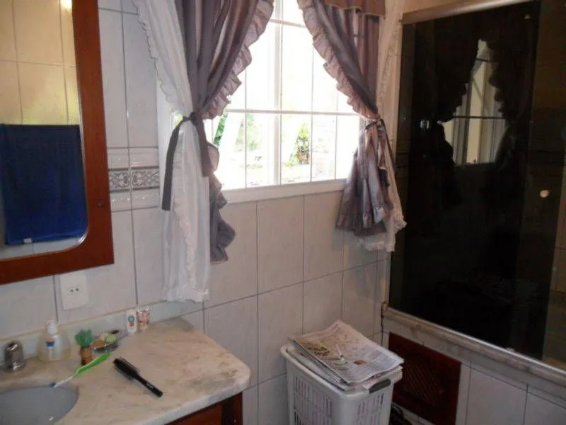 Imagem Casa para Venda - 348m², 3 dormitórios, sendo 1 suites, 2 vagas - Medianeira