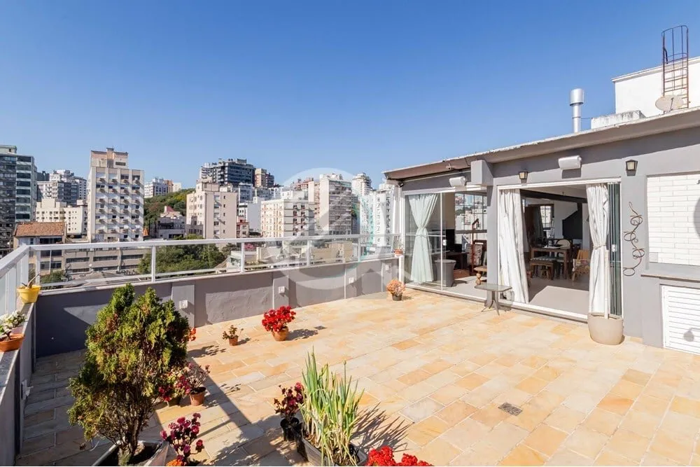 Imagem Ensolarada cobertura com 170m² de puro charme e conforto no bairro Floresta. Com excelente posiçã...