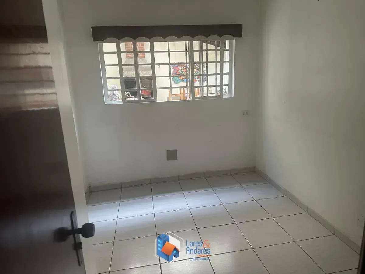Imagem Sobrado para venda em Jardim Peri com 3 quartos, sendo 1 suíte, 300m²