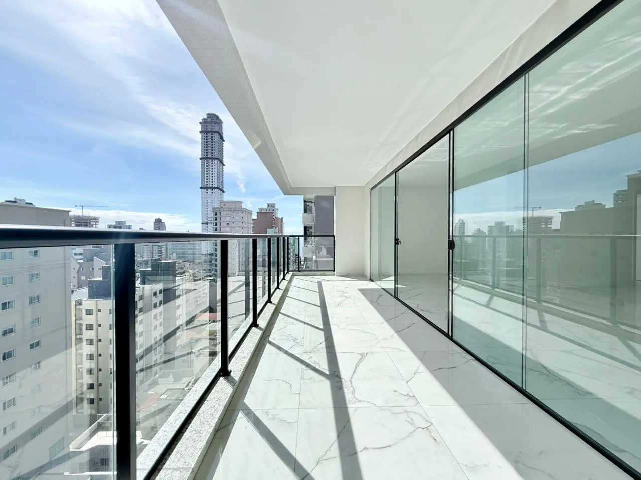 Imagem Apartamento à venda com 130.52m2 por R$ 1.900.000,00