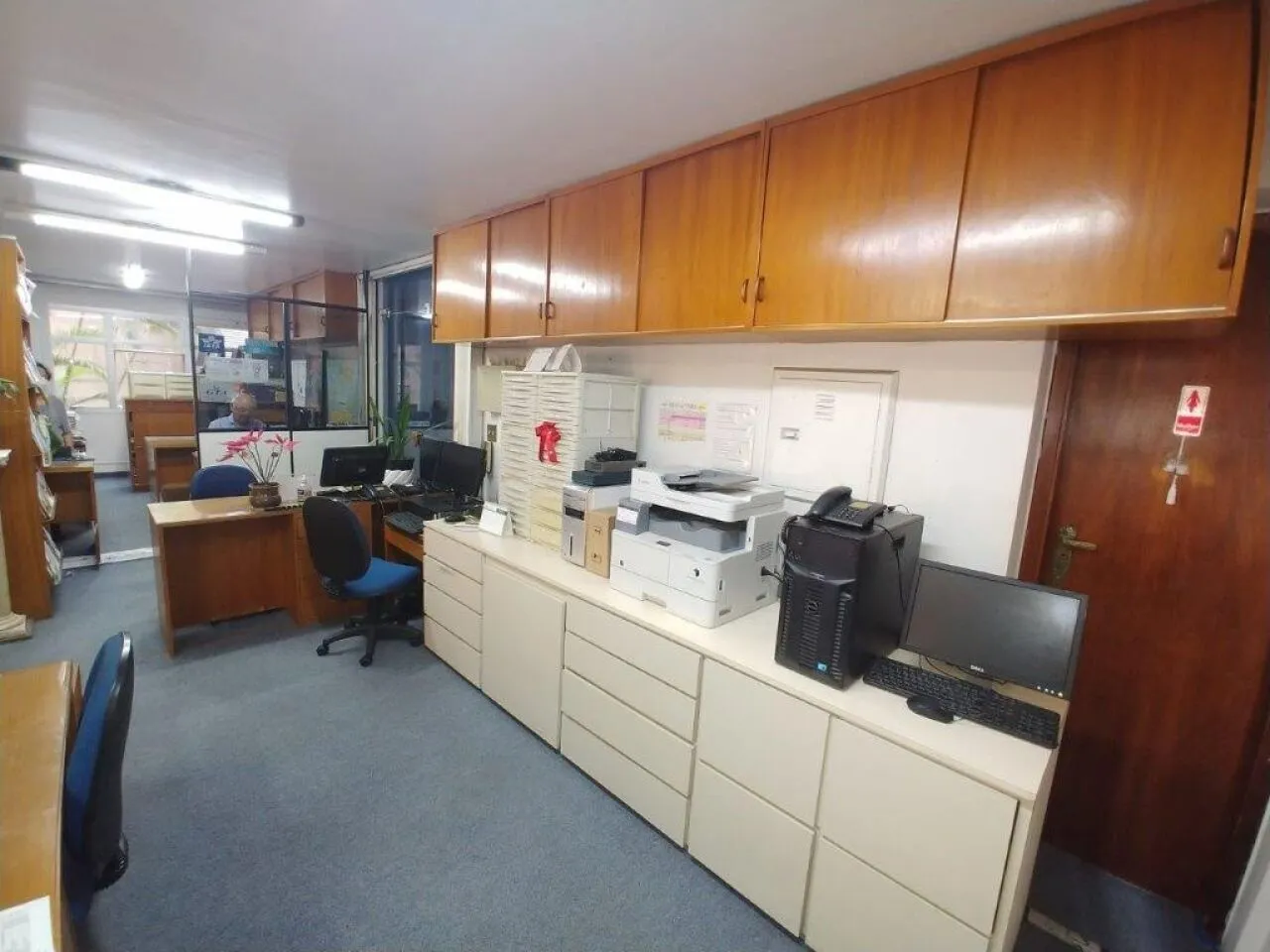 Imagem Sala Comercial Pronta para Seu Negócio no Edifício Ouro Preto.