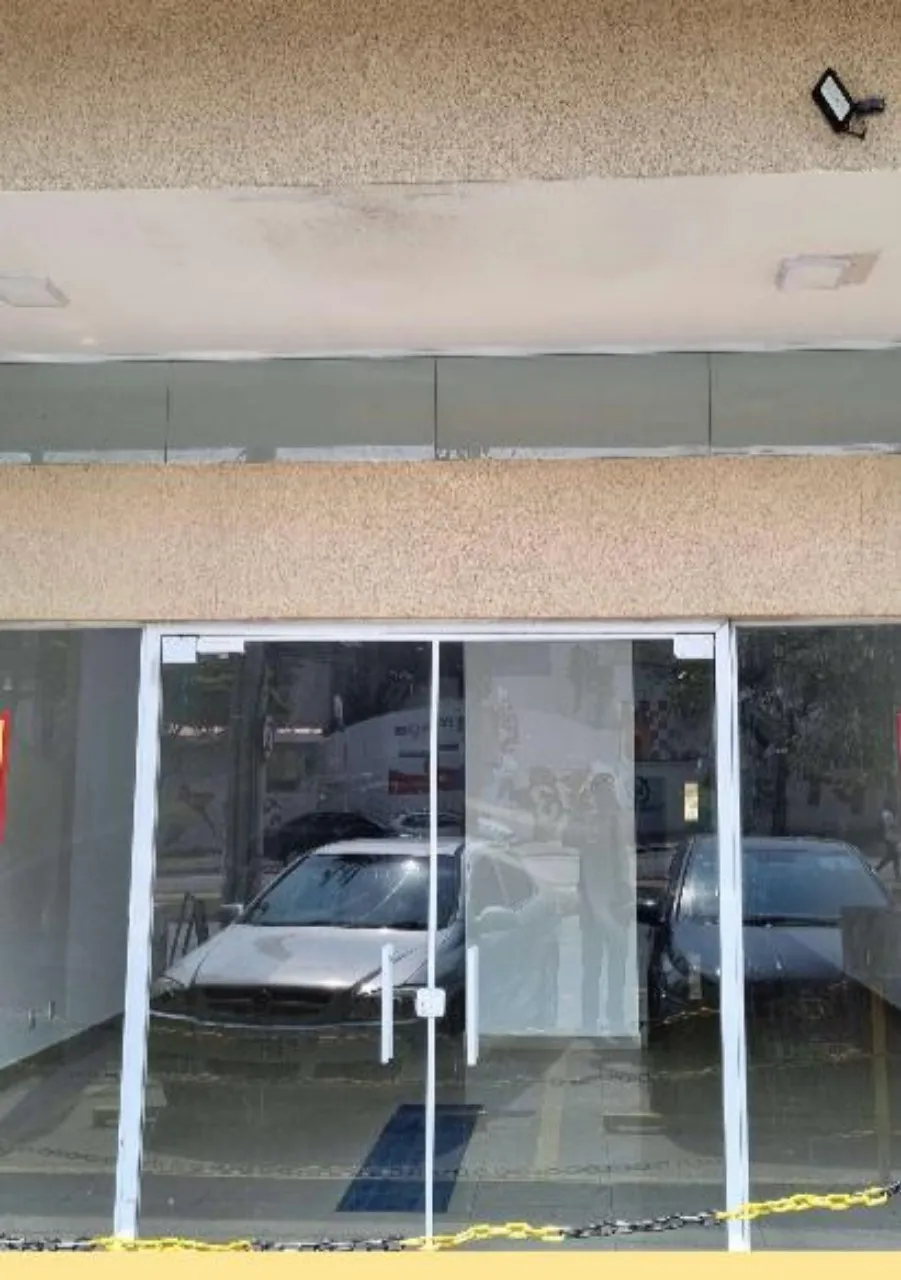Imagem Sala Comercial para Locação na Vila Trujillo, Sorocaba-SP: 1 Sala, 2 Banheiros, 5 Vagas de Garagem - 150m² de Área