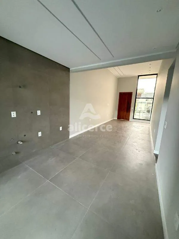 Imagem Casa nova de alto padrão - 3 Dormitórios I 1 suíte I Vaga de garagem - Loteamento Alta Vista, Potecas - São José/SC