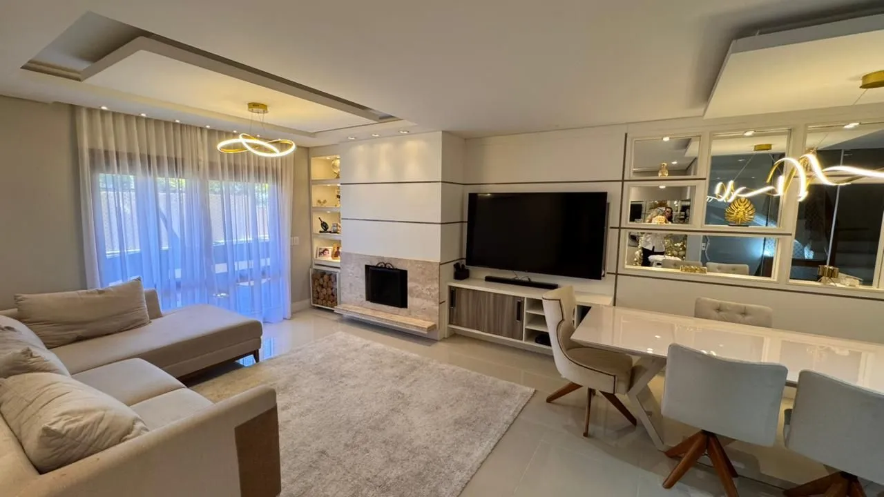 Imagem Casa Semimobiliada 3 dorm em Condomínio Fechado no Jardim Planalto