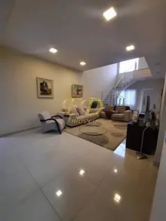 Imagem Casa de Alto Padrão em Condomínio Fechado Atibaia