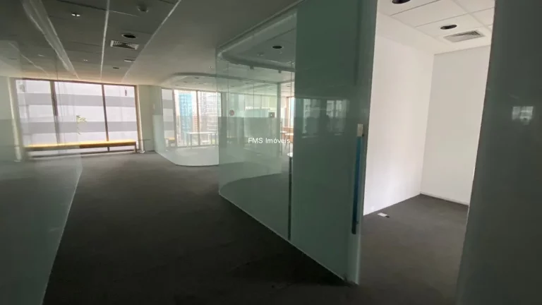 Imagem Conjunto Comercial de 688m² em Itaim Bibi