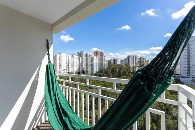Imagem Apartamento Reformado na Vila Andrade - Andar Alto, 61m², 2 Dormitórios, 1 Suíte, 2 Vagas e Lazer