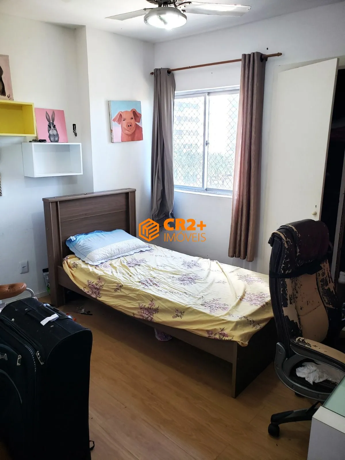 Imagem Vendo 4 quartos, 1 suíte, dep. completa, 200m2, em Candeias.