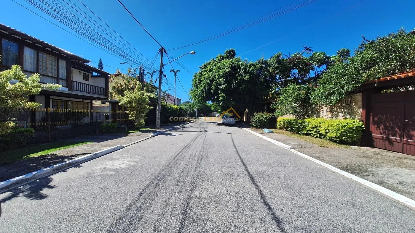 Imagem Casa em Condomínio para Venda em Cabo Frio / RJ no bairro Ogiva