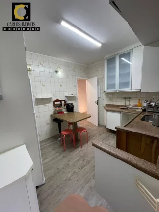 Imagem Apartamento de 3 dormitórios, sendo 1 suíte à venda em Santos