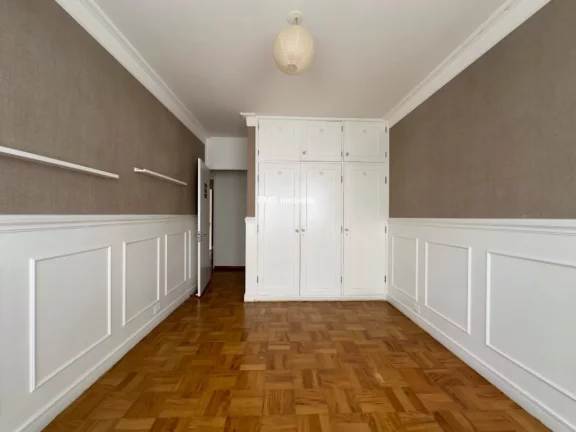 Imagem Apartamento à venda em Santa Cecília, São Paulo-SP, com 3 quartos, 1 sala, 4 banheiros, 2 vagas e 176m² de área.