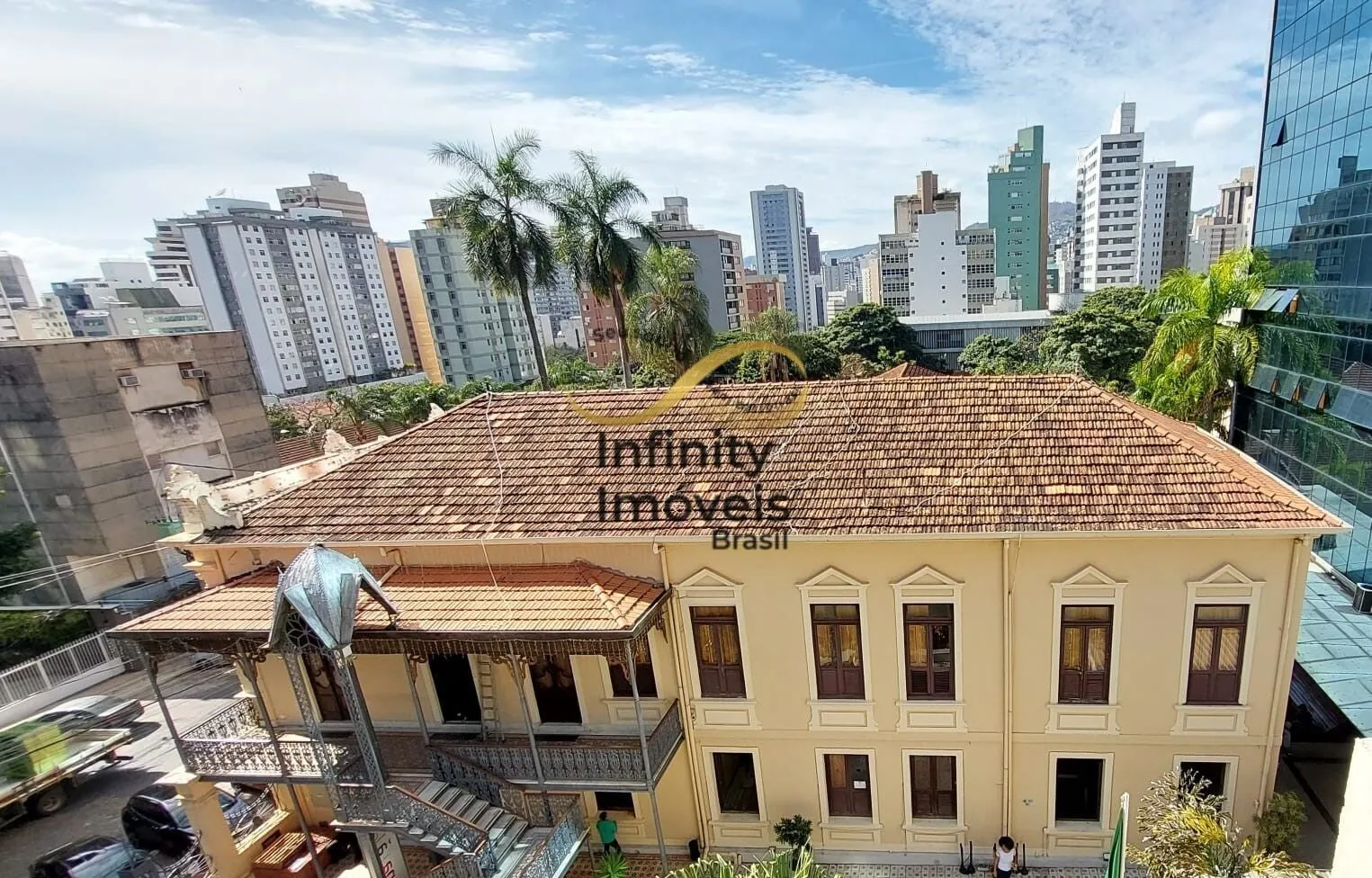 Imagem URBANLIFE - Apartamento à venda no bairro Lourdes - Belo Horizonte/MG