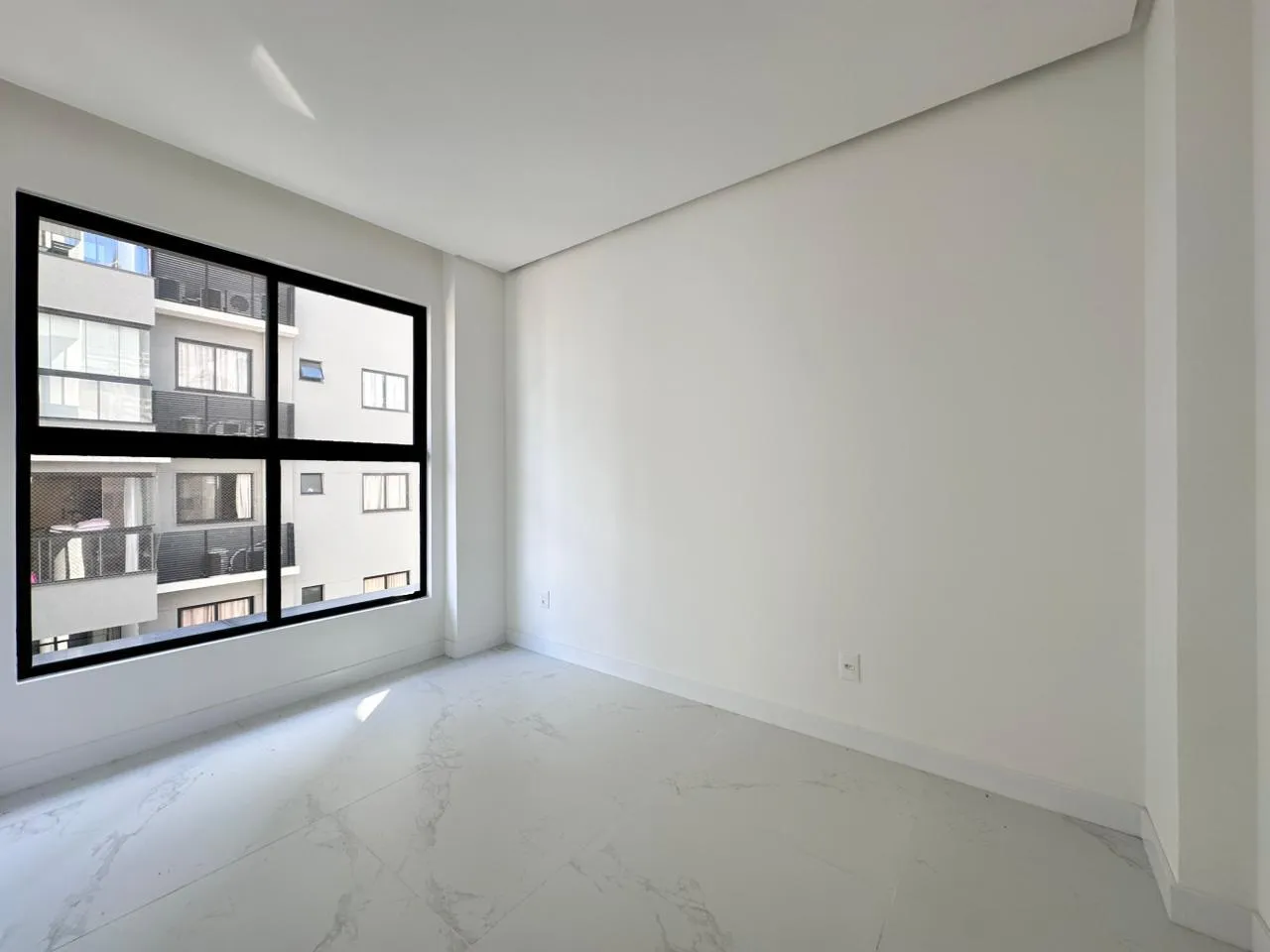 Imagem Apartamento à venda com 71m2 por R$ 950.000,00