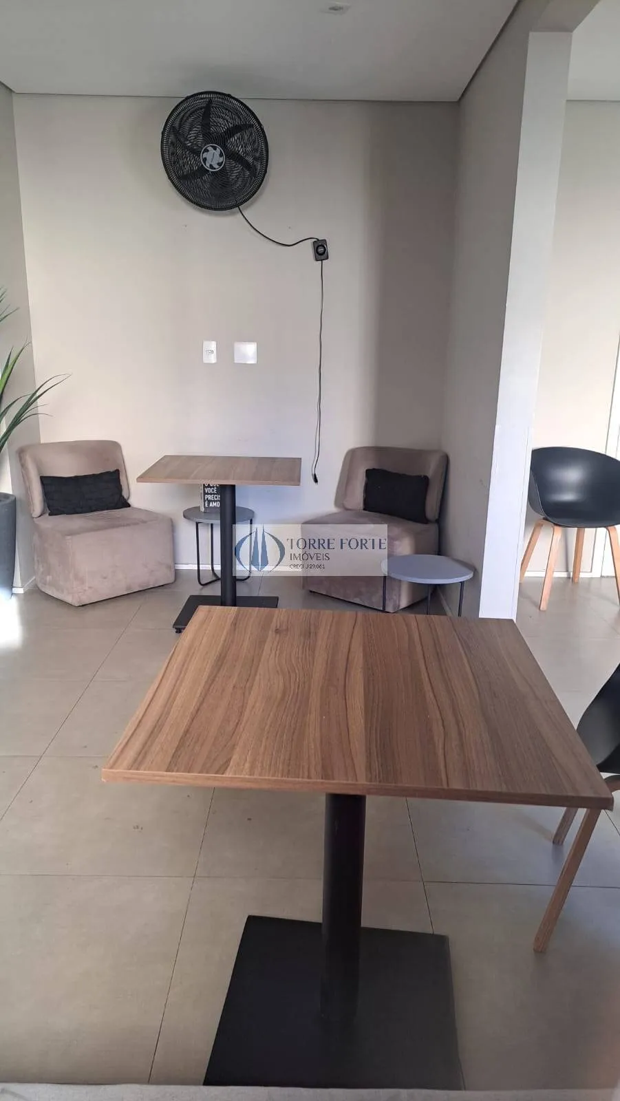 Imagem Apartamento com 2 dormitorios sem vaga , Varanda na Vila Ema.
